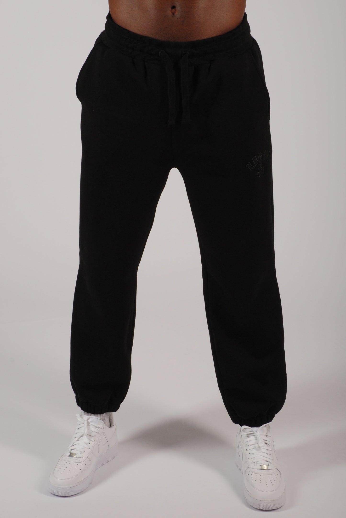 KRONK Gloves Applique Joggers Loose Fit Black Stealth