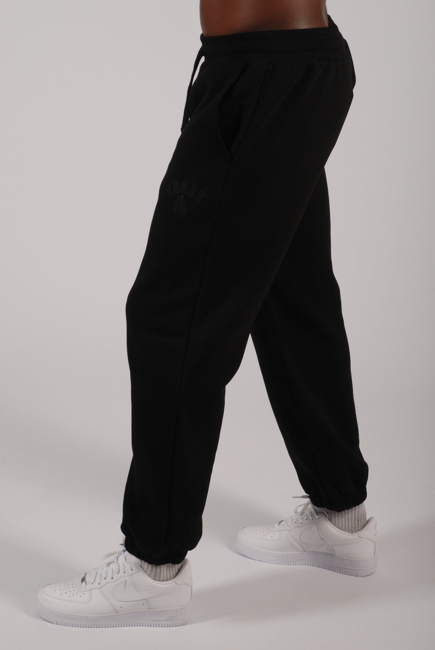 KRONK Gloves Applique Joggers Loose Fit Black Stealth