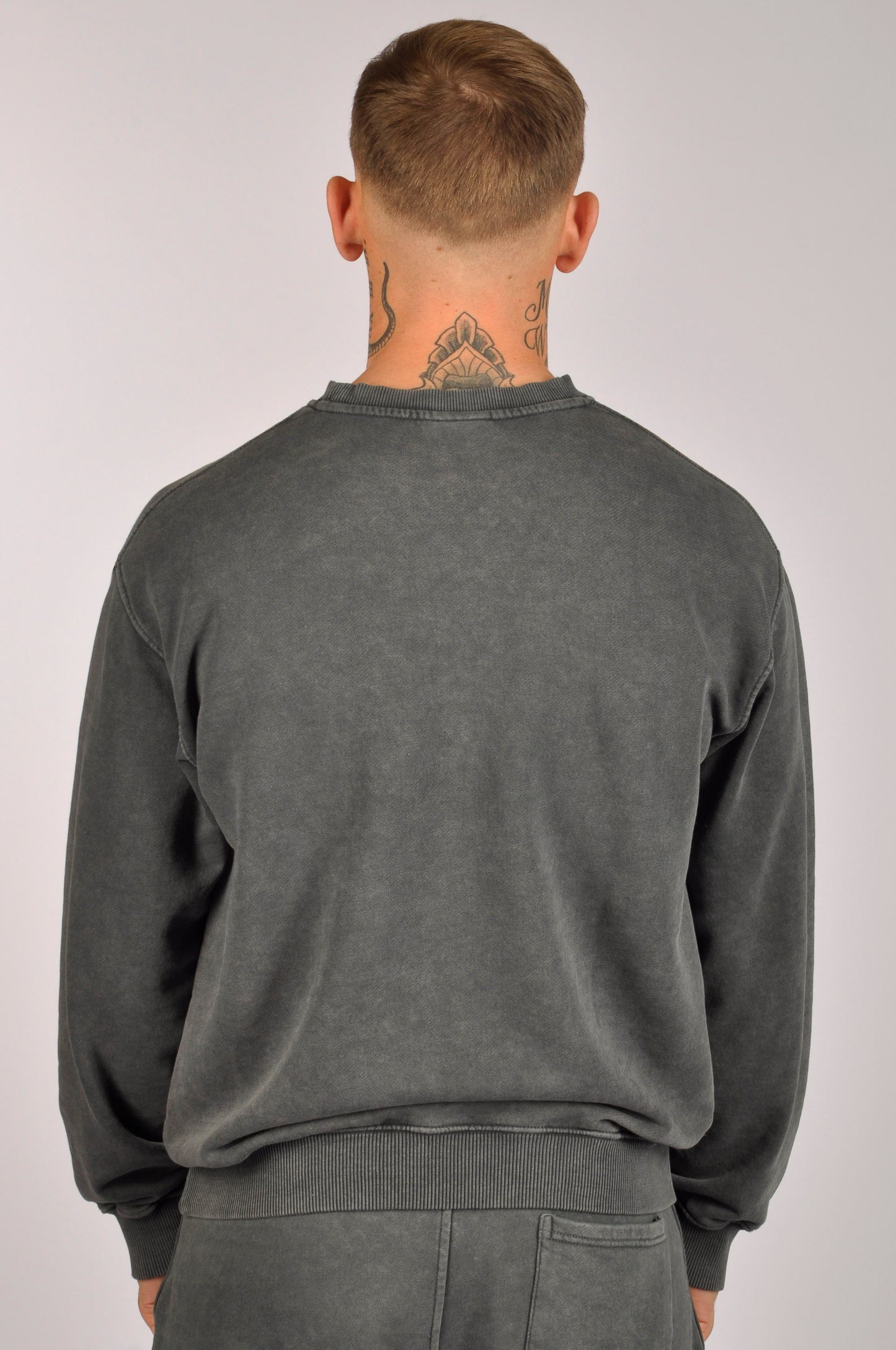 KRONK Faded Gloves Vintage Wash Sweatshirt Loose Fit Charcoal