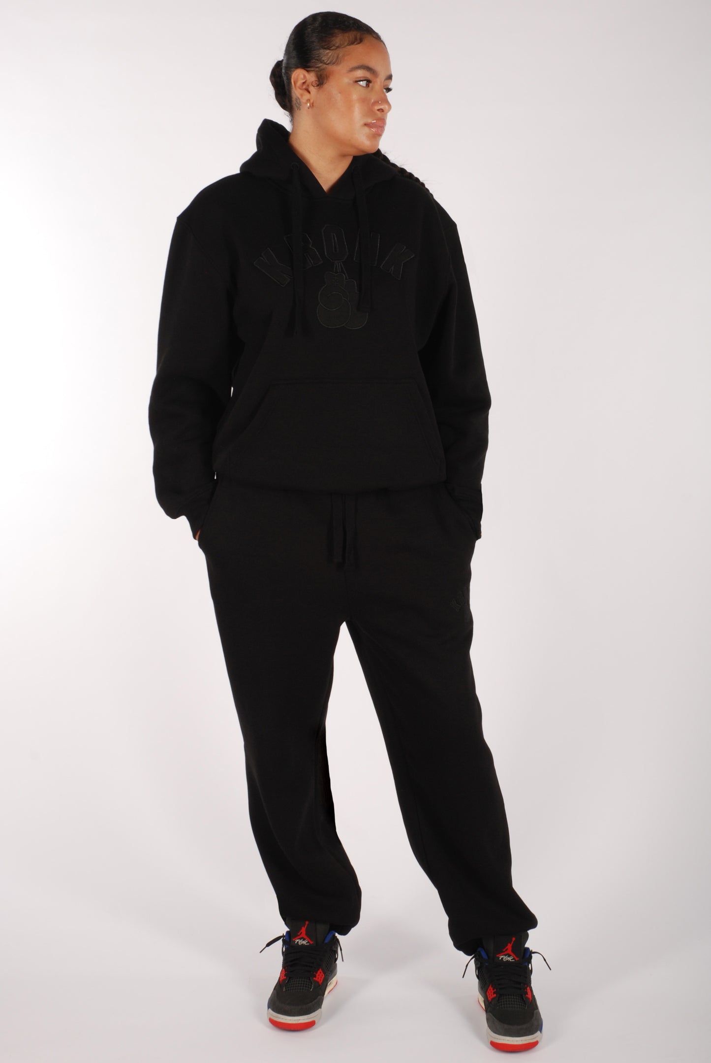 KRONKWOMEN Gloves Applique Joggers Loose Fit Black Stealth