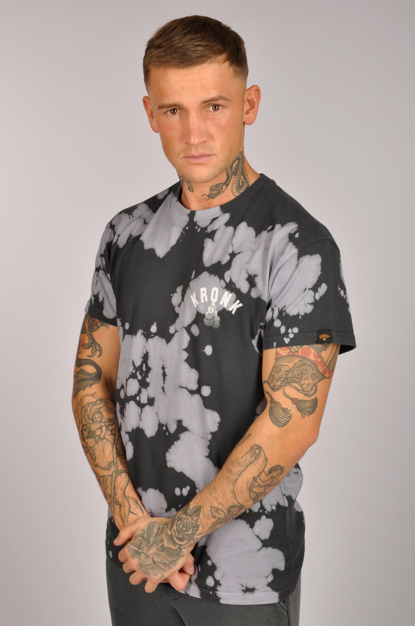 KRONK Snow Wash Faded G Vintage Loose Fit T Shirt Charcoal