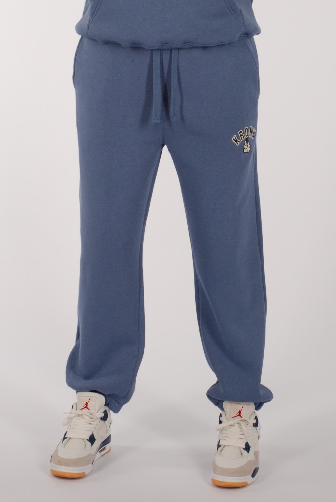 KRONKWOMEN Gloves Applique Joggers Loose Fit Steel Blue