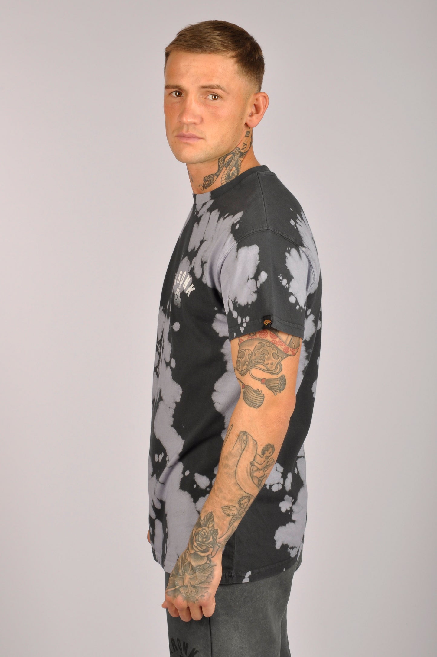 KRONK Snow Wash Faded G Vintage Loose Fit T Shirt Charcoal