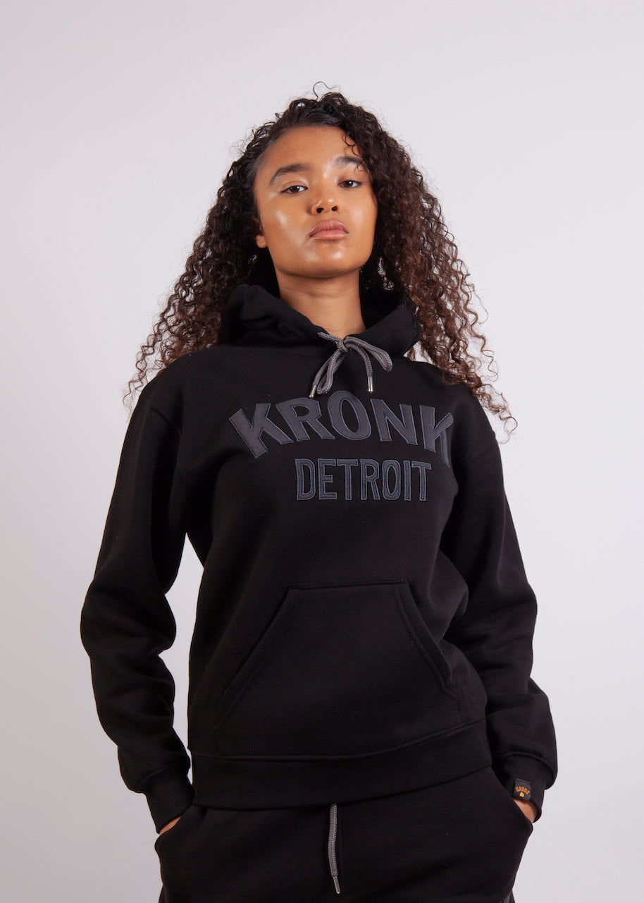 KRONKWOMEN Detroit Applique Hoodie Regular Fit Black with Charcoal logo
